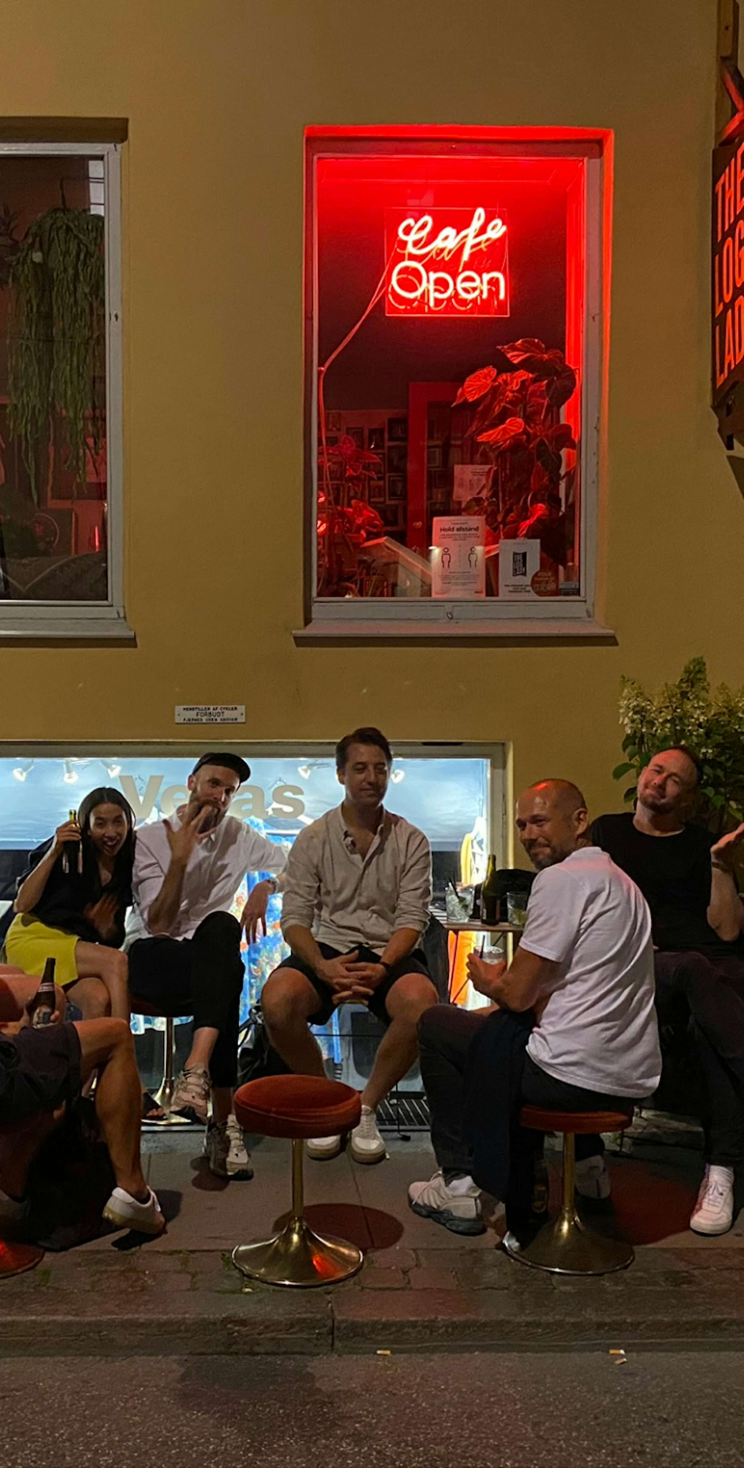 2020 M Full Width Photo